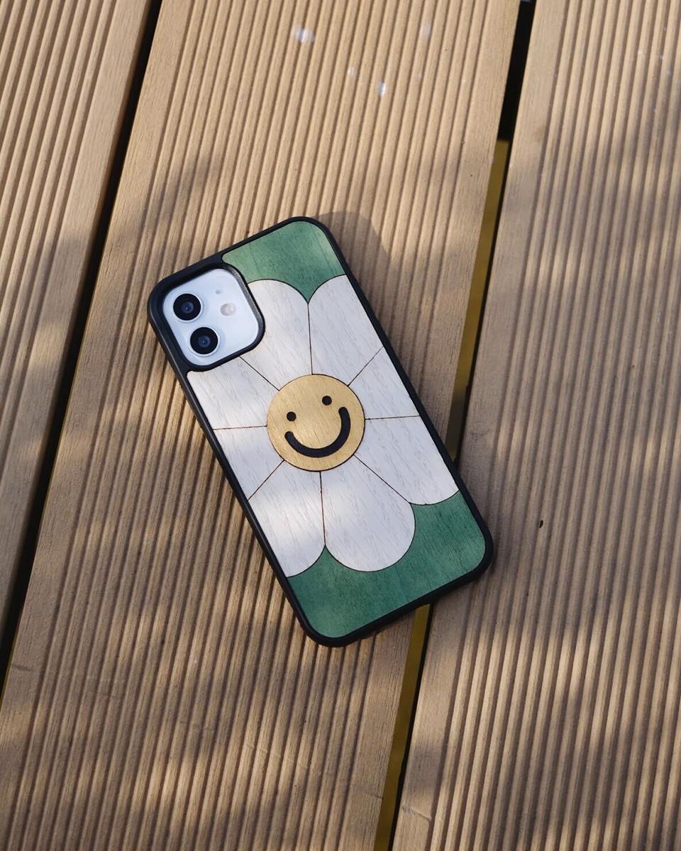 Wood'd Happy Daisy Cover