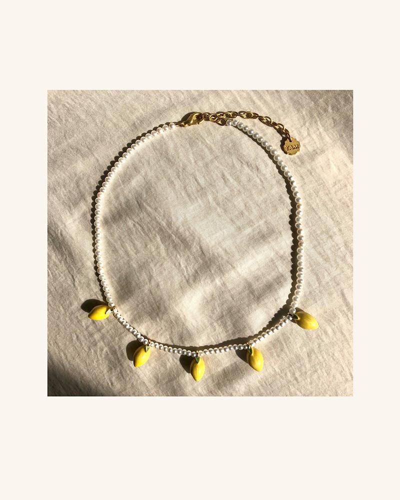 Y'am Capri Pearl Necklace With Pendants Lemons