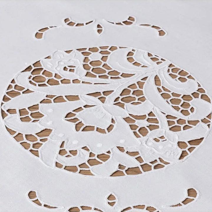 Zenoni & ColombiCentrotavola Ricamato A Mano In Cotone Made In Italy Variante Rossana