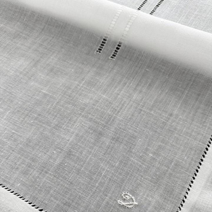 Zenoni & ColombiCoppia Di Tende Ricamate A Mano In Misto Lino Made In Italy Variante Alice