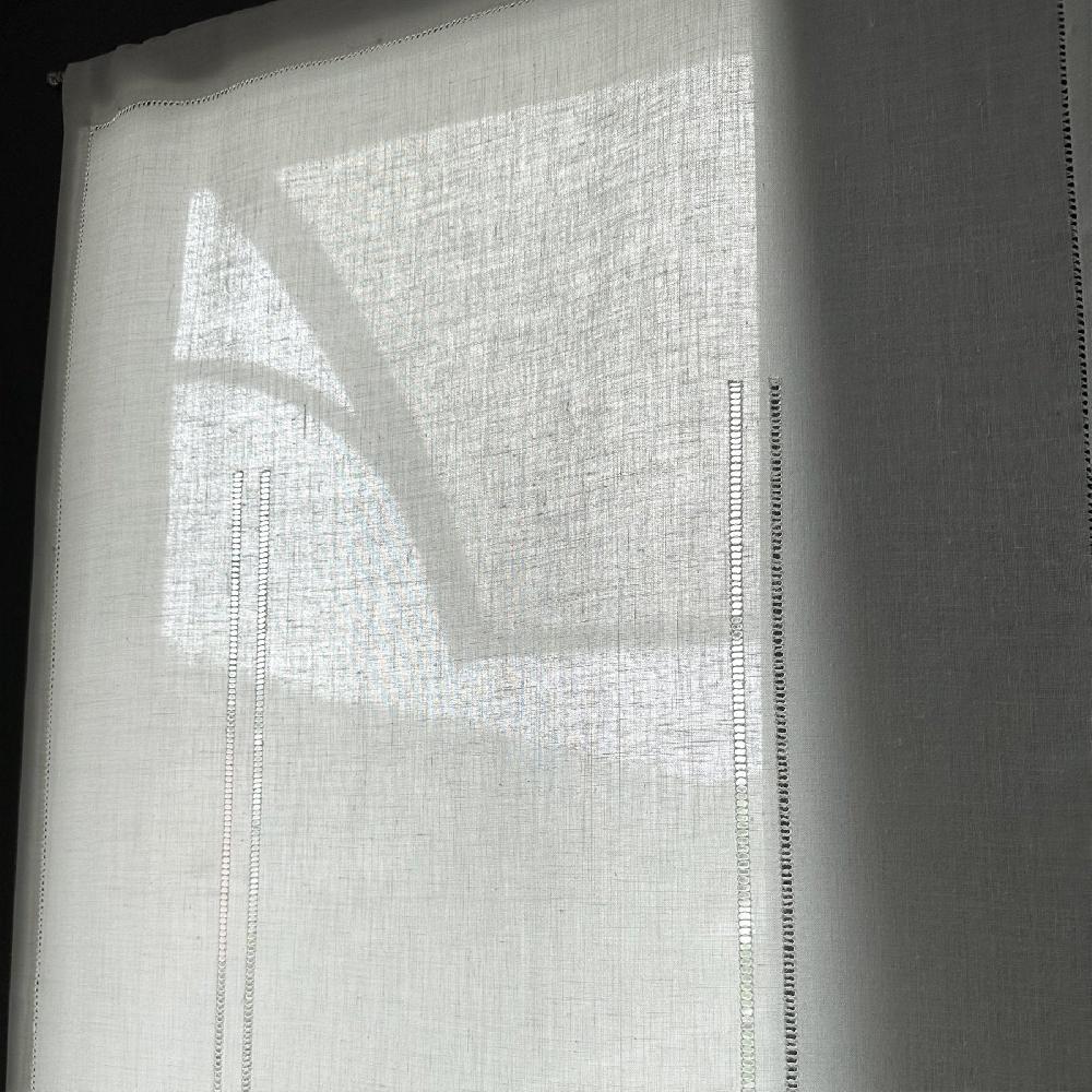 Zenoni & ColombiCoppia di Tende ricamate a mano in misto Lino Made in Italy variante Alice