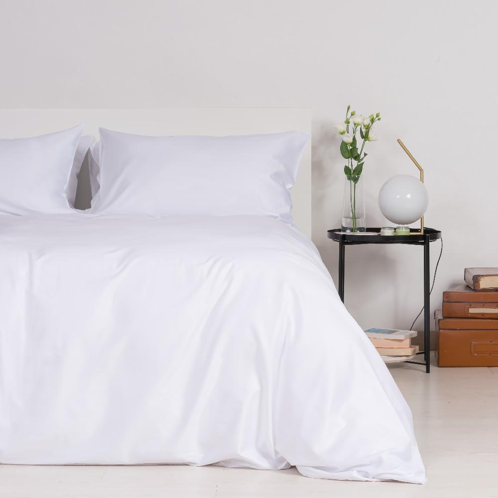 Zenoni & ColombiCopripiumino in 100% Raso di Cotone Bianco con Federe