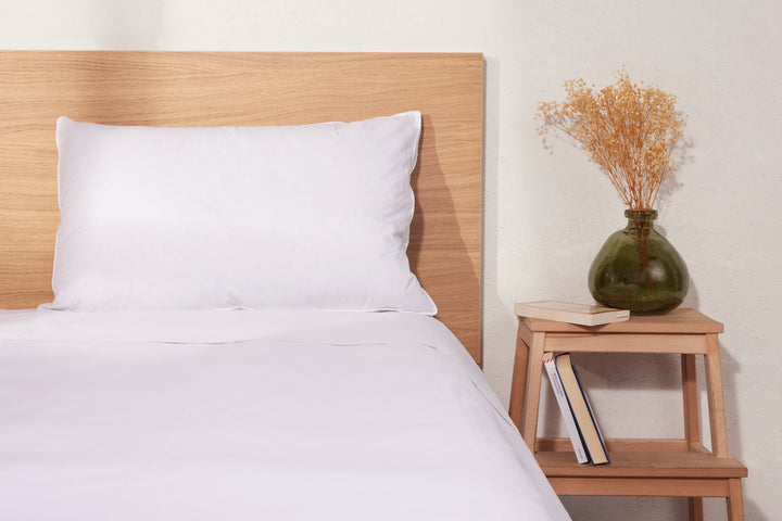 Zenoni & ColombiGuanciale Badia In Piumino E Piuma D'Oca Con Fodera In 100% Cotone Medio Sostegno