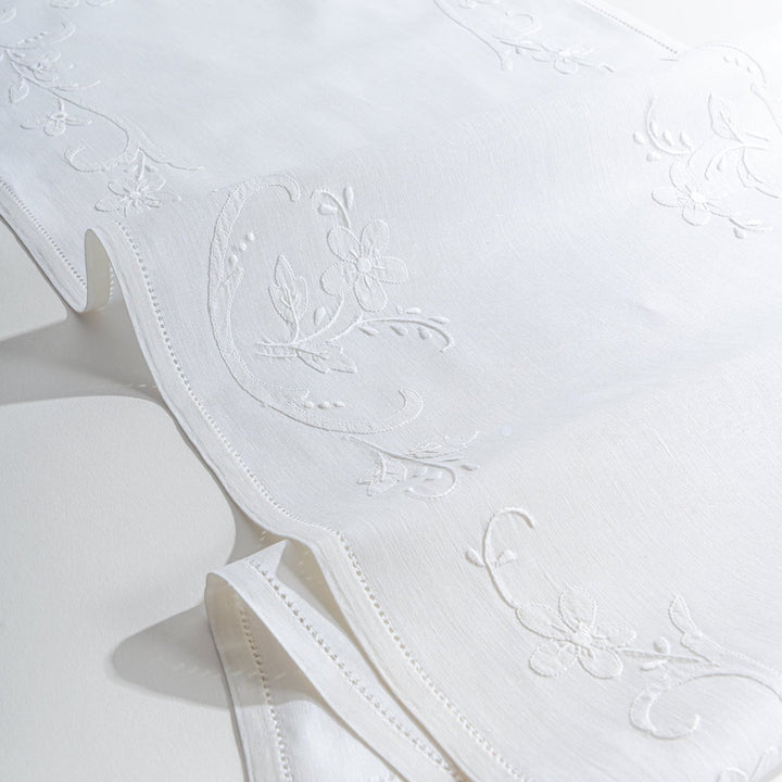 Zenoni & ColombiRunner Ricamato A Mano In Misto Lino E Cotone Made In Italy Clara