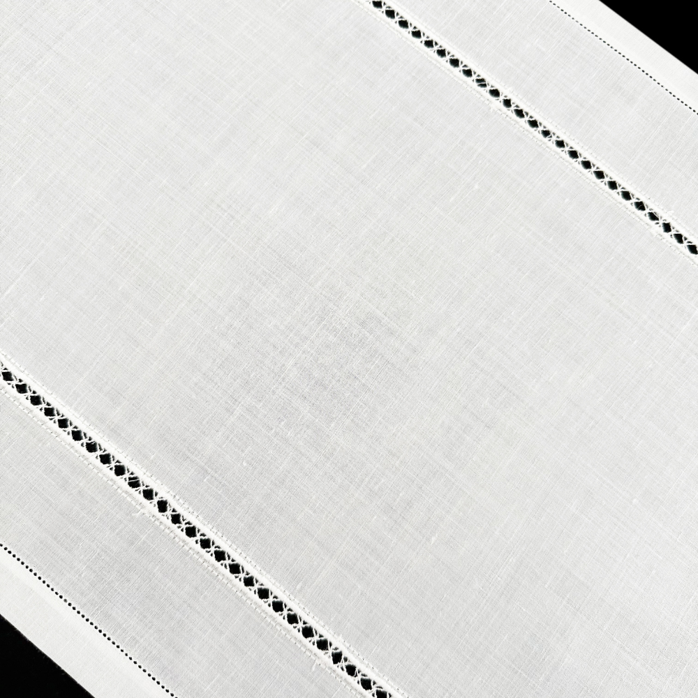 Zenoni & ColombiTenda al metro ricamata in misto Lino Made in Italy variante Sissy