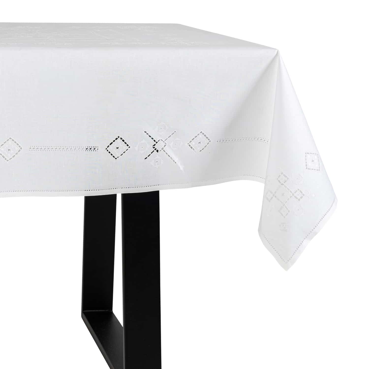 Zenoni & ColombiTovaglia Ricamata Punto Antico Italiano