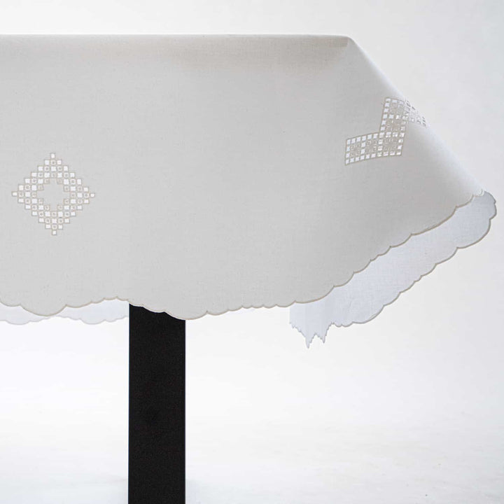 Zenoni & ColombiTovaglia Ricamata Regina