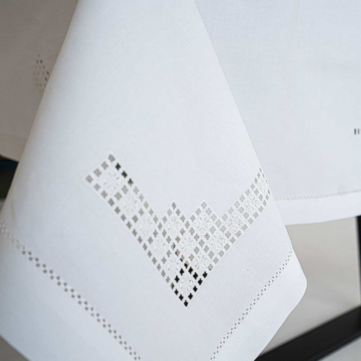 Zenoni & ColombiTovaglia Ricamata Regina