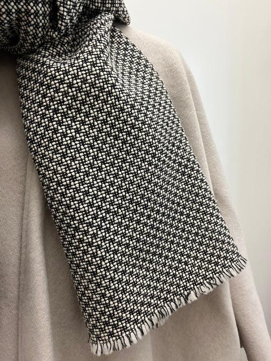 Zerobarracento Sustainable Scarf - The Perfect Christmas Gift