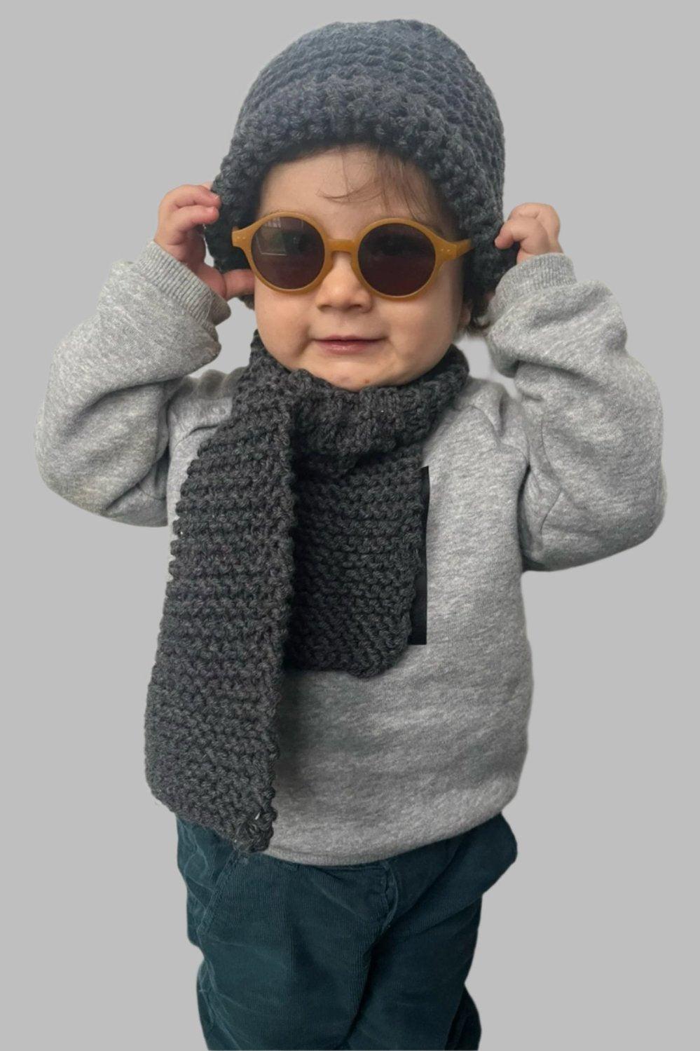 Zerobarracento Hand-knitted wool scarf for baby