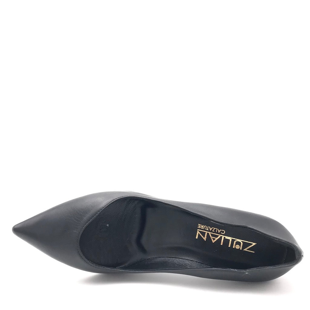 Zulian Calzature Decolletè Lory Scollo Asimmetrico Nera