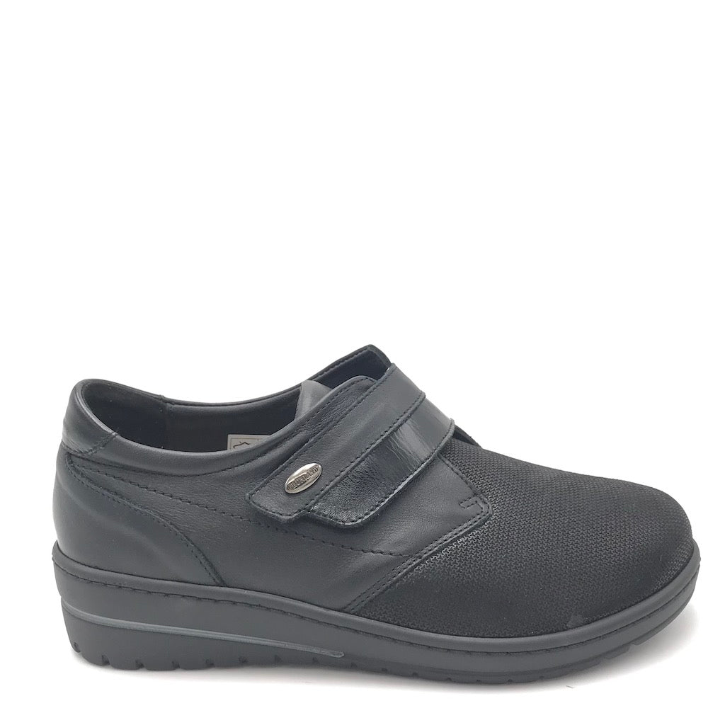 Zulian Calzature Scarpa Nile velcro nera