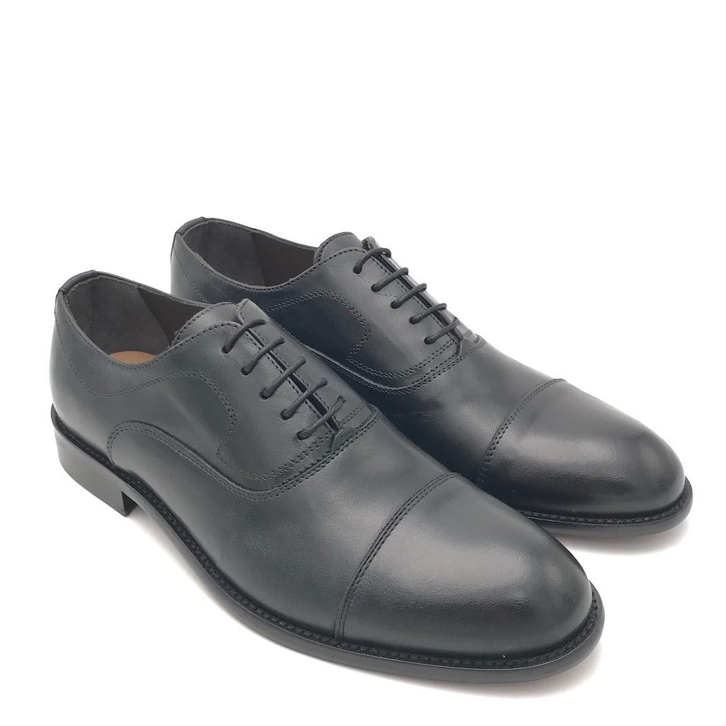 Zulian Calzature Stringata Classica Nera