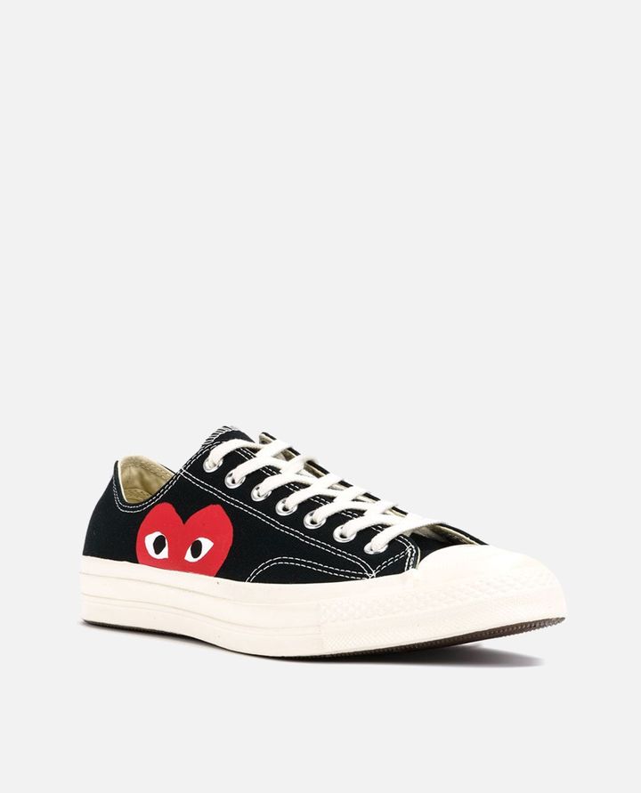 Comme Des Garçons Play COMME DES GARÇONS X CONVERSE LOW-TOP SNEAKERS