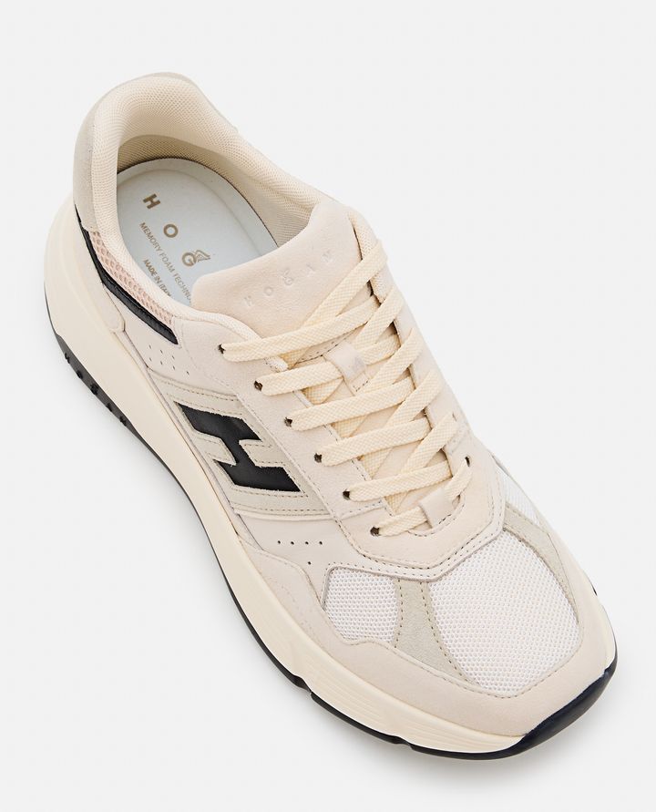 Hogan LACE UP SNEAKERS