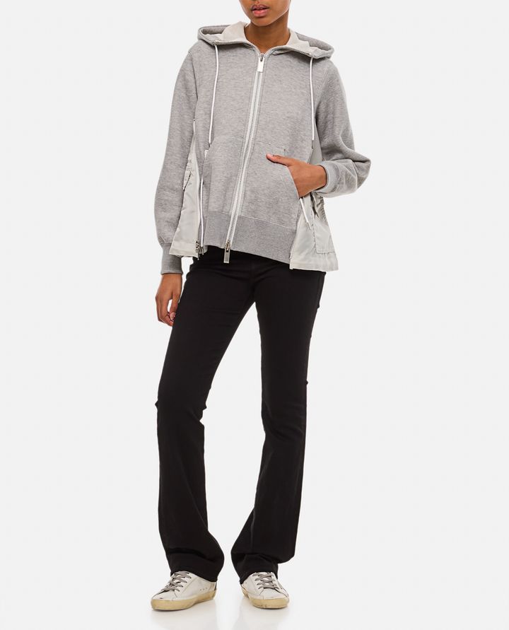 Sacai FELPA CON ZIP E CAPPUCCIO