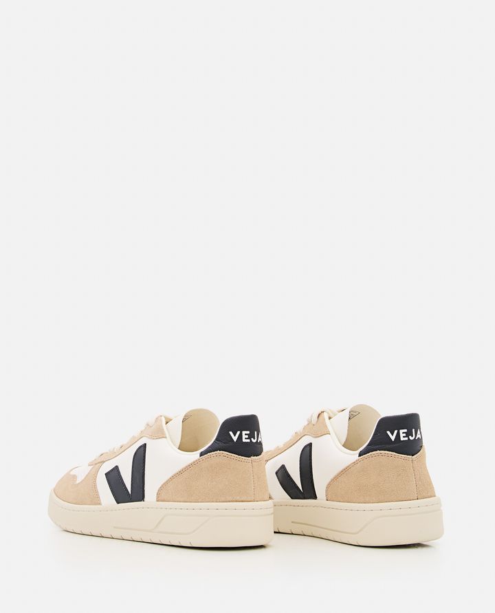 Veja V 10 SNEAKERS
