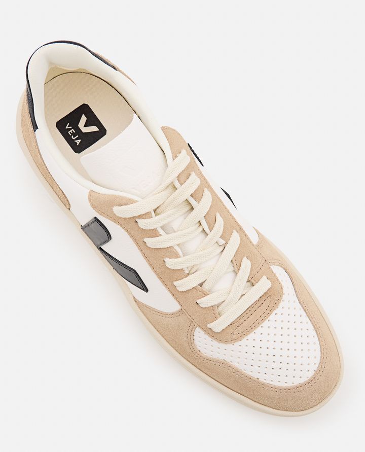 Veja V 10 SNEAKERS