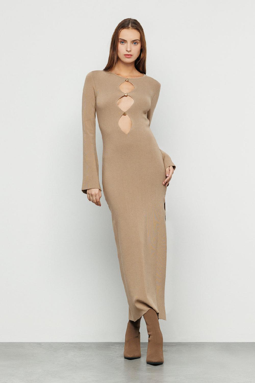 Akep ABITO LUNGO AKEP CON 3 OBLO' SULLA SCOLLATURA DAVANTI