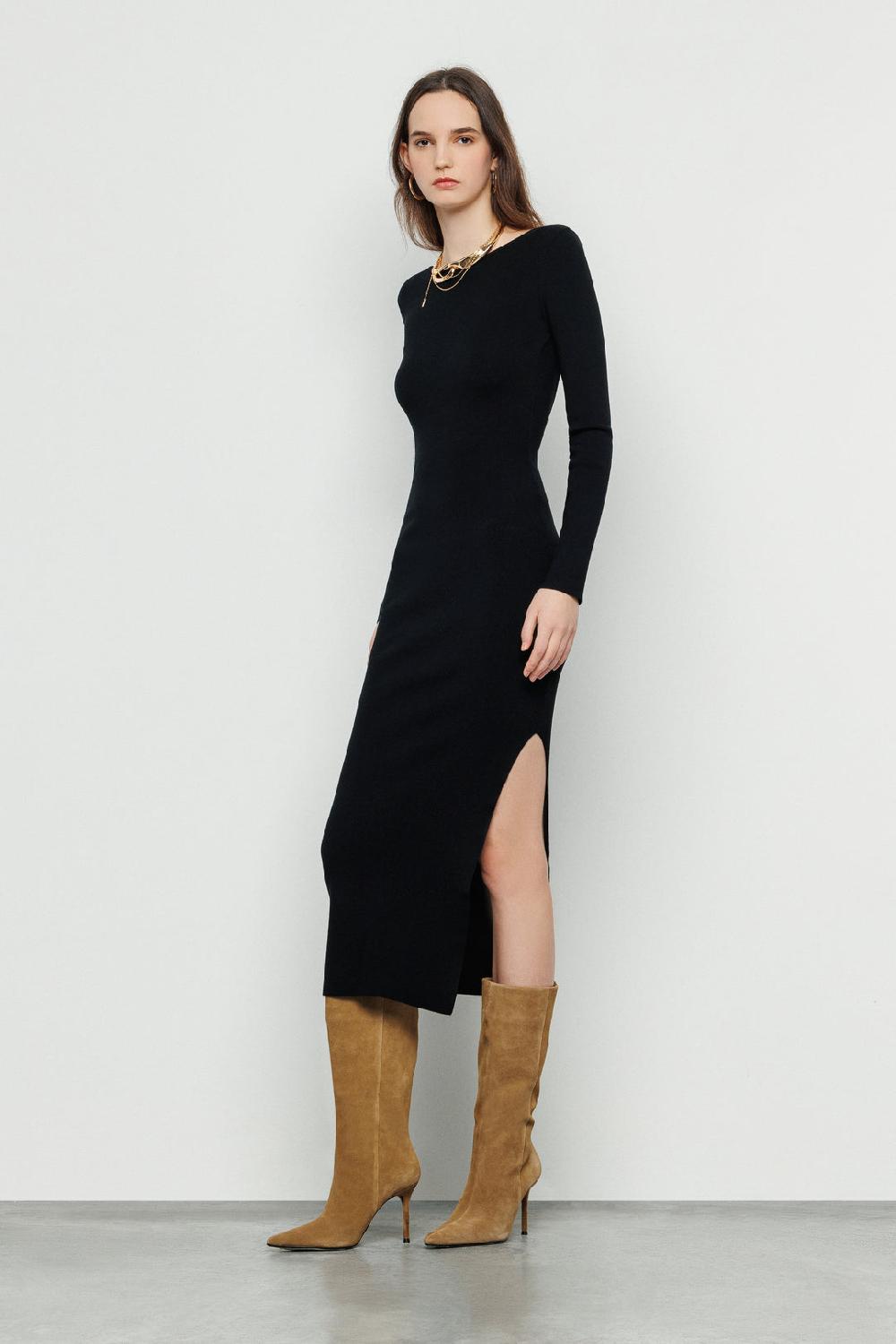 Akep ABITO LUNGO AKEP CON SPACCO LATERALE E SCOLLATURA SUL RETRO