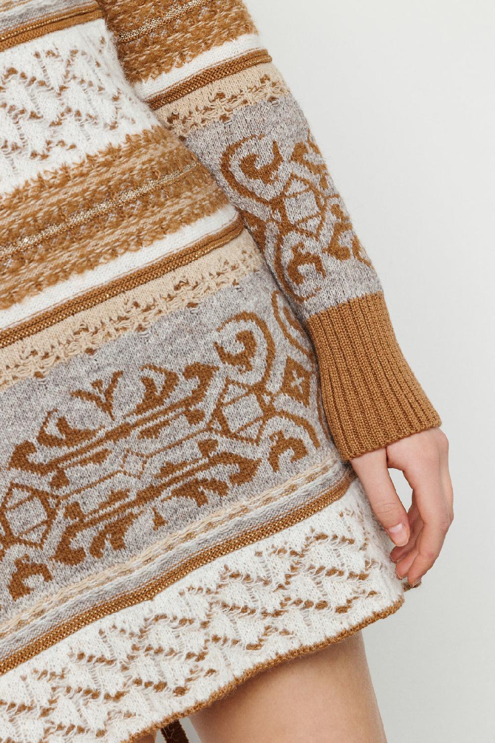 Akep ABITO CORTO AKEP A LUPETTO CON SCOLLO DIETRO