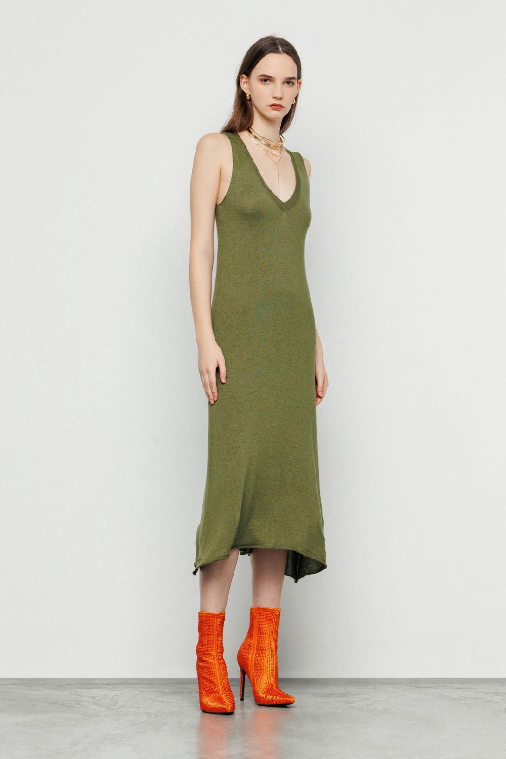 Akep ABITO MIDI AKEP CON SCOLLO A V SMANICATO