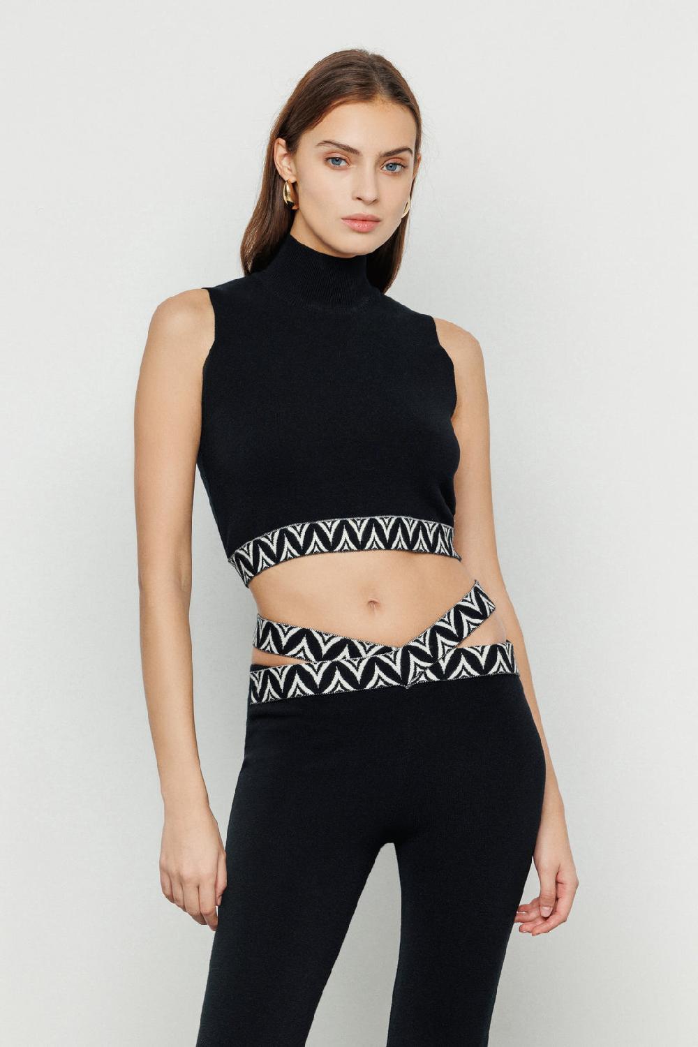Akep CROP TOP CON ORLO SUL FONDO IN JACQUARD