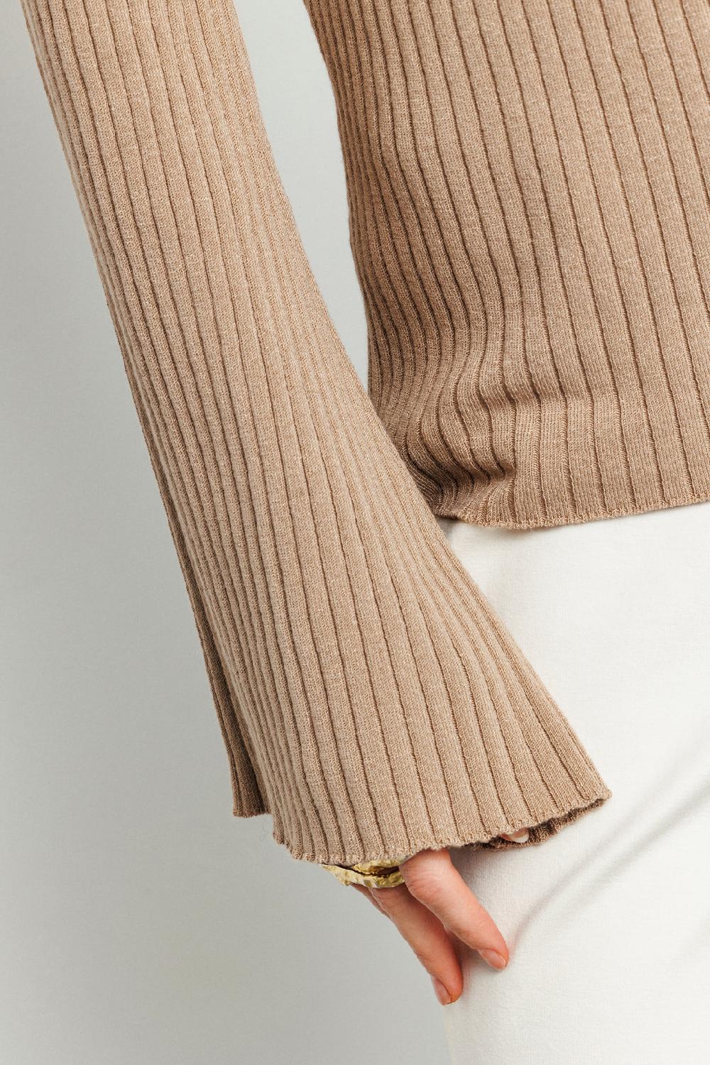 Akep DOLCEVITA AKEP A COSTE CON MANICHE A CAMPANA