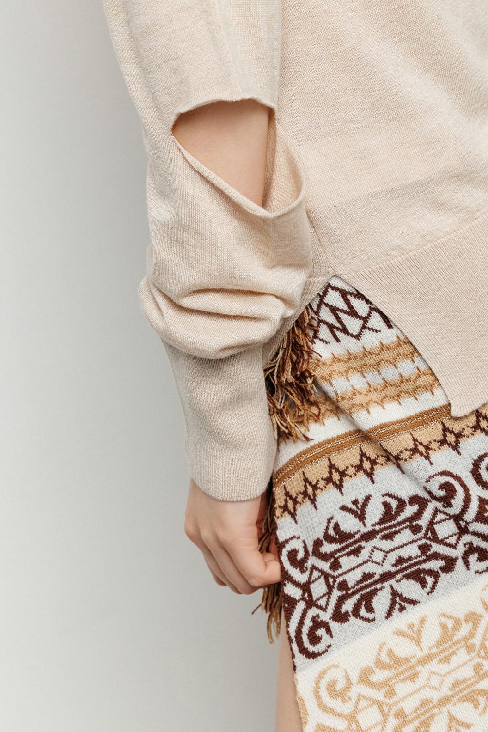 Akep MAGLIA CUT OUT AKEP CON SCOLLO A V