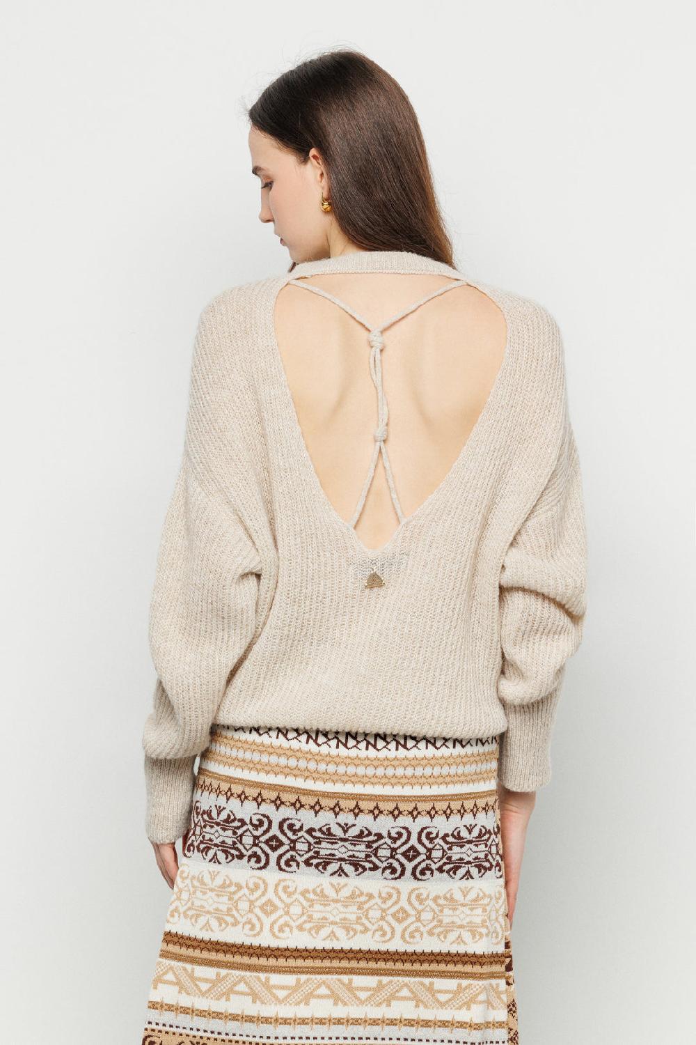 Akep MAXIPULL AKEP CON SCOLLATURA A V SUL RETRO