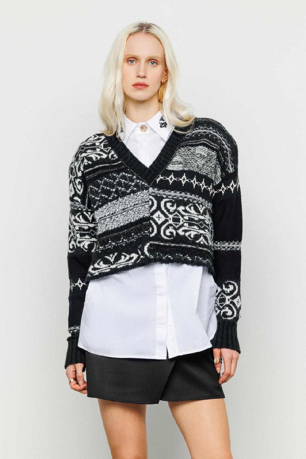Akep PULLOVER CROP AKEP ASIMMETRICO CON SCOLLO A V