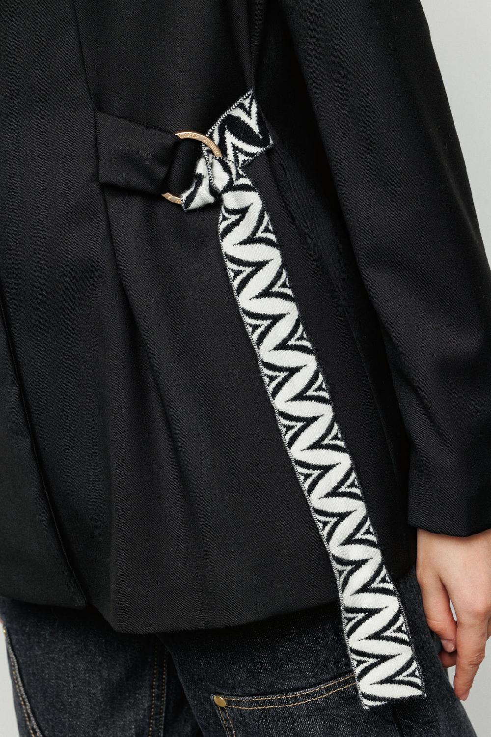 Akep BLAZER AKEP IN FRESCO LANA CON CINTURA IN MAGLIA JACQUARD