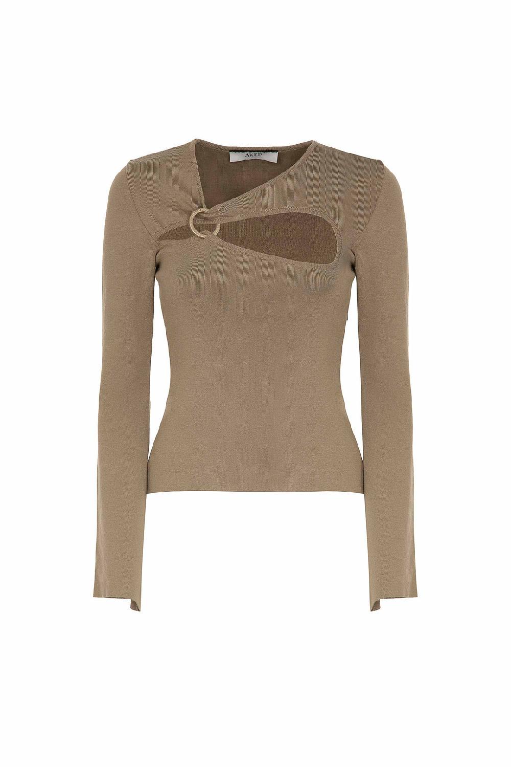 Akep MAGLIA AKEP SCOLLATURA A BARCA CUT OUT CON RING