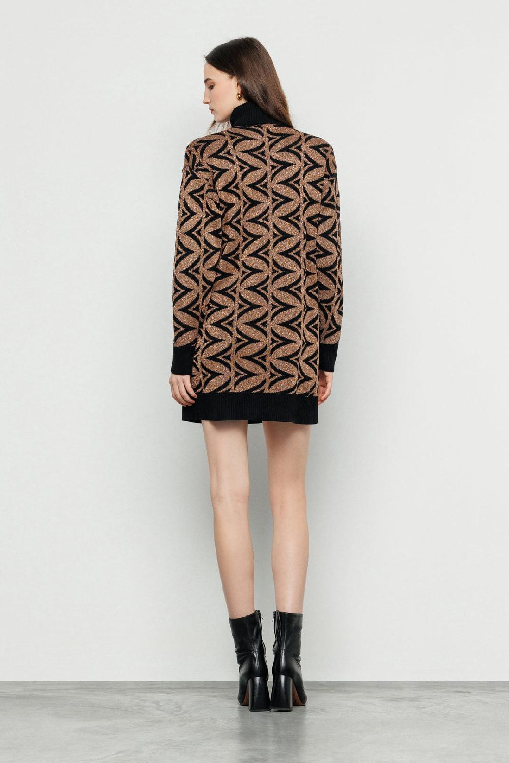 Akep MAXI PULL AKEP A COLLO ALTO FANTASIA ALLOVER LOGO IN LUREX