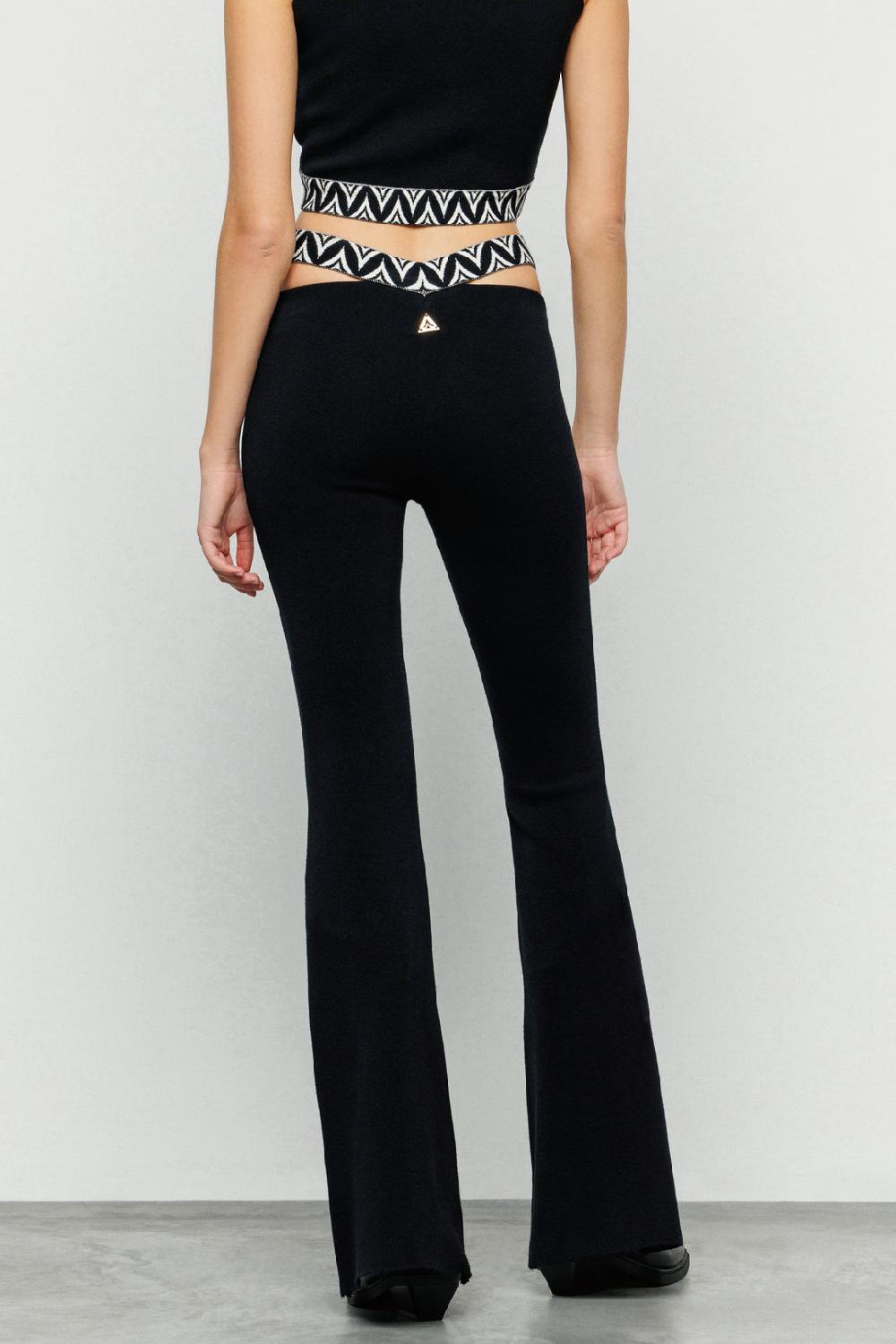 Akep PANTALONE FLARE AKEP CON DETTAGLIO JACQUARD LOGO ALLOVER