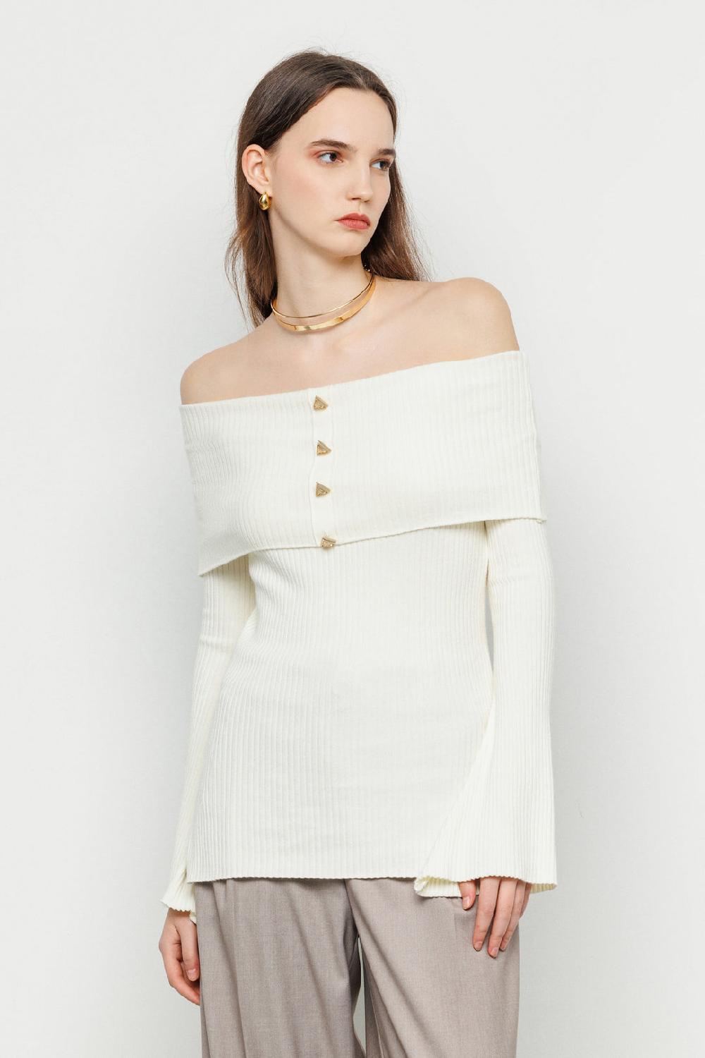 Akep PULLOVER AKEP SCOLLO BARDOT CON BOTTONI LOGATI