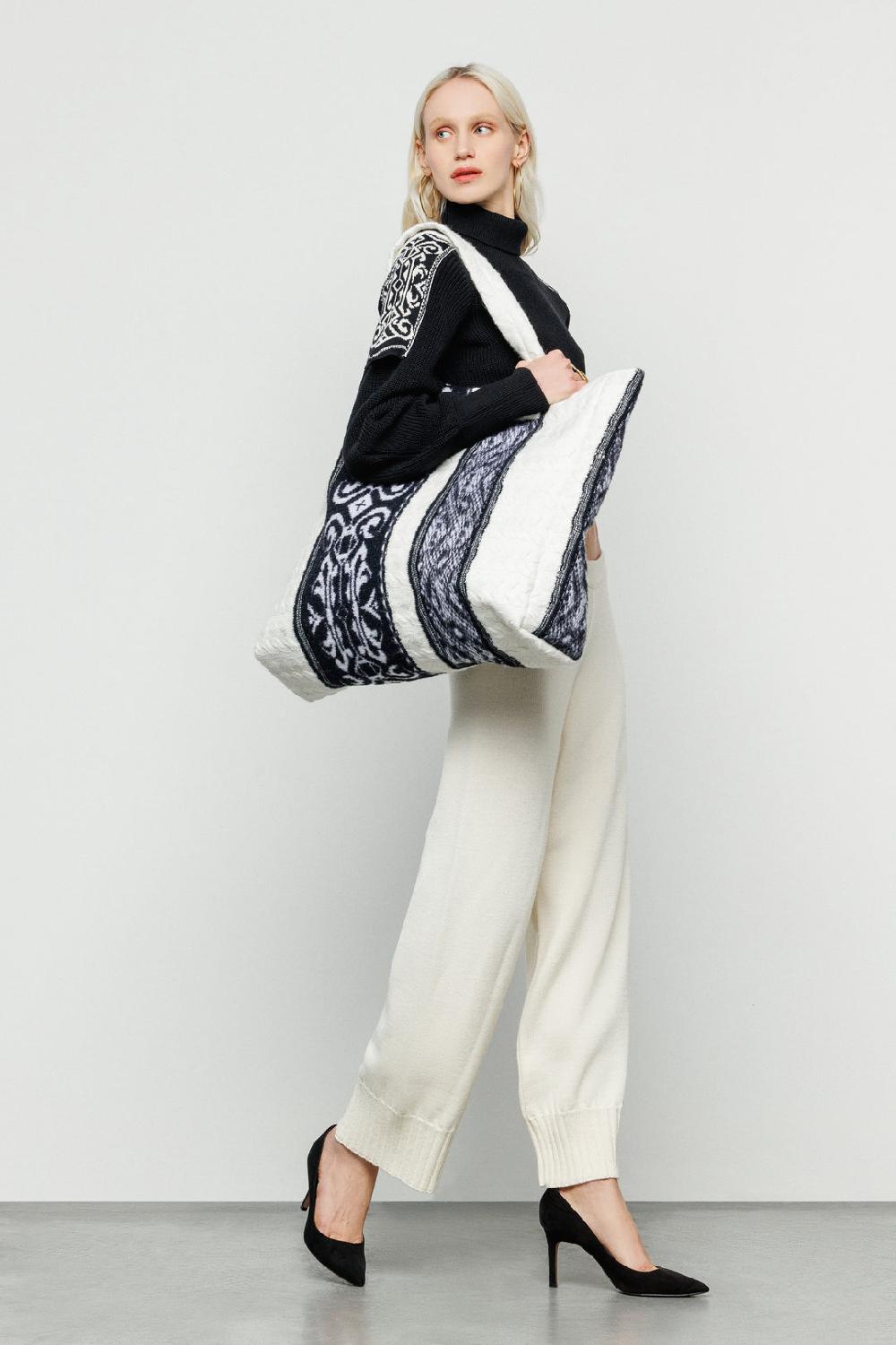 Akep SHOPPING BAG AKEP MISTO LANA JACQUARD WHITE&BLACK