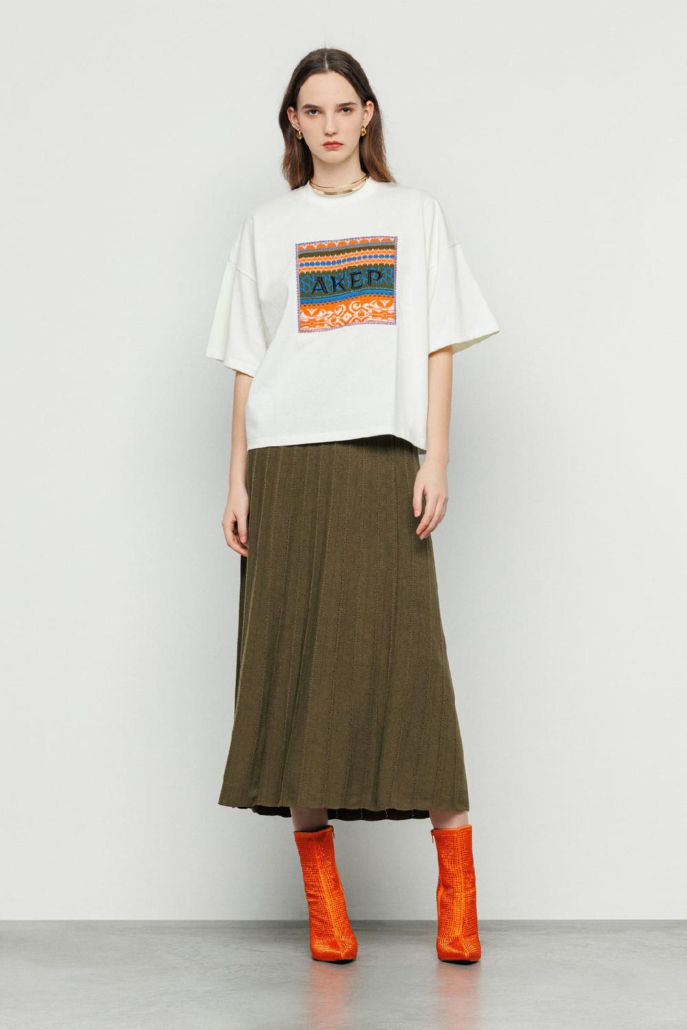Akep T-SHIRT AKEP OVERSIZE CON APPLICAZIONE JACQUARD SUL DAVANTI