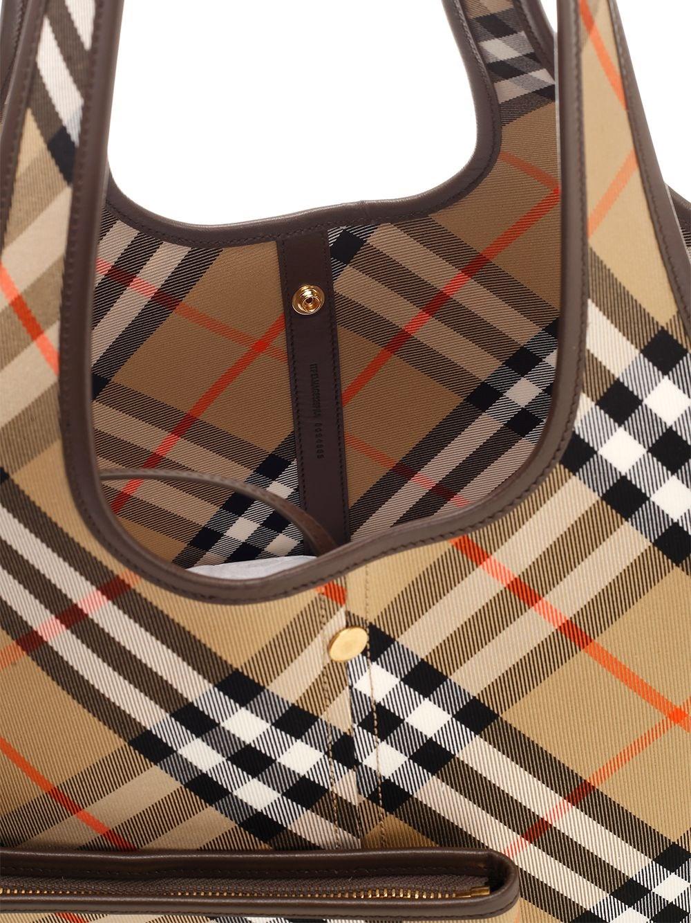 Al Duca D'Aosta Burberry Tote Bag In Canvas Check