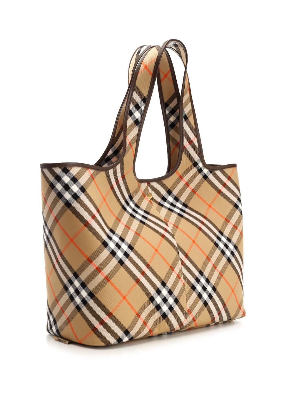 Al Duca D'Aosta Burberry Tote Media In Canvas