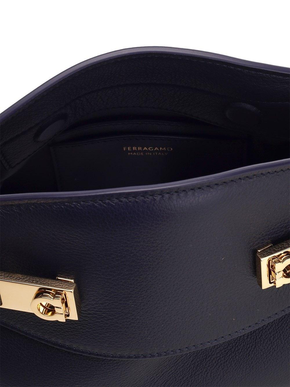 Al Duca D'Aosta Ferragamo Borsa A Tracolla "Hug" Small