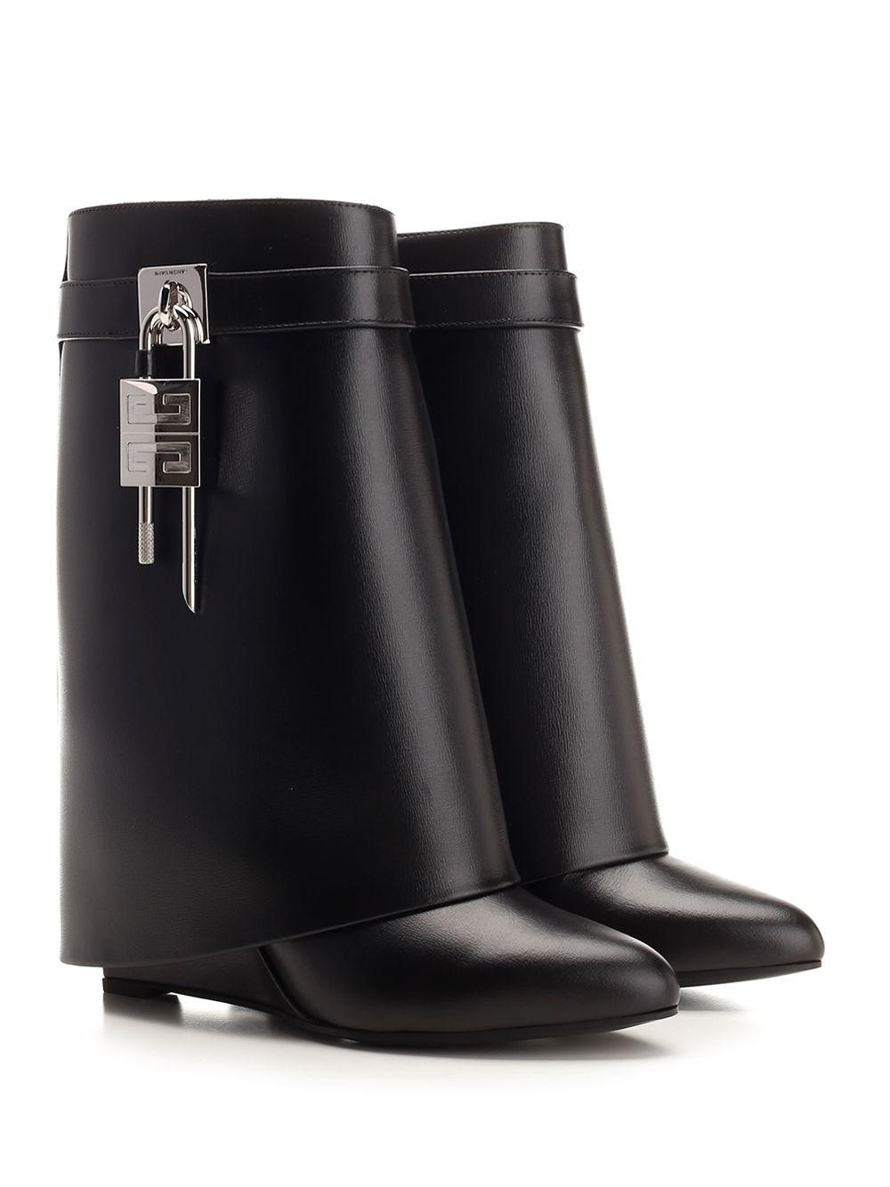 Al Duca D'Aosta Givenchy Stivaletti "Shark Lock" Neri