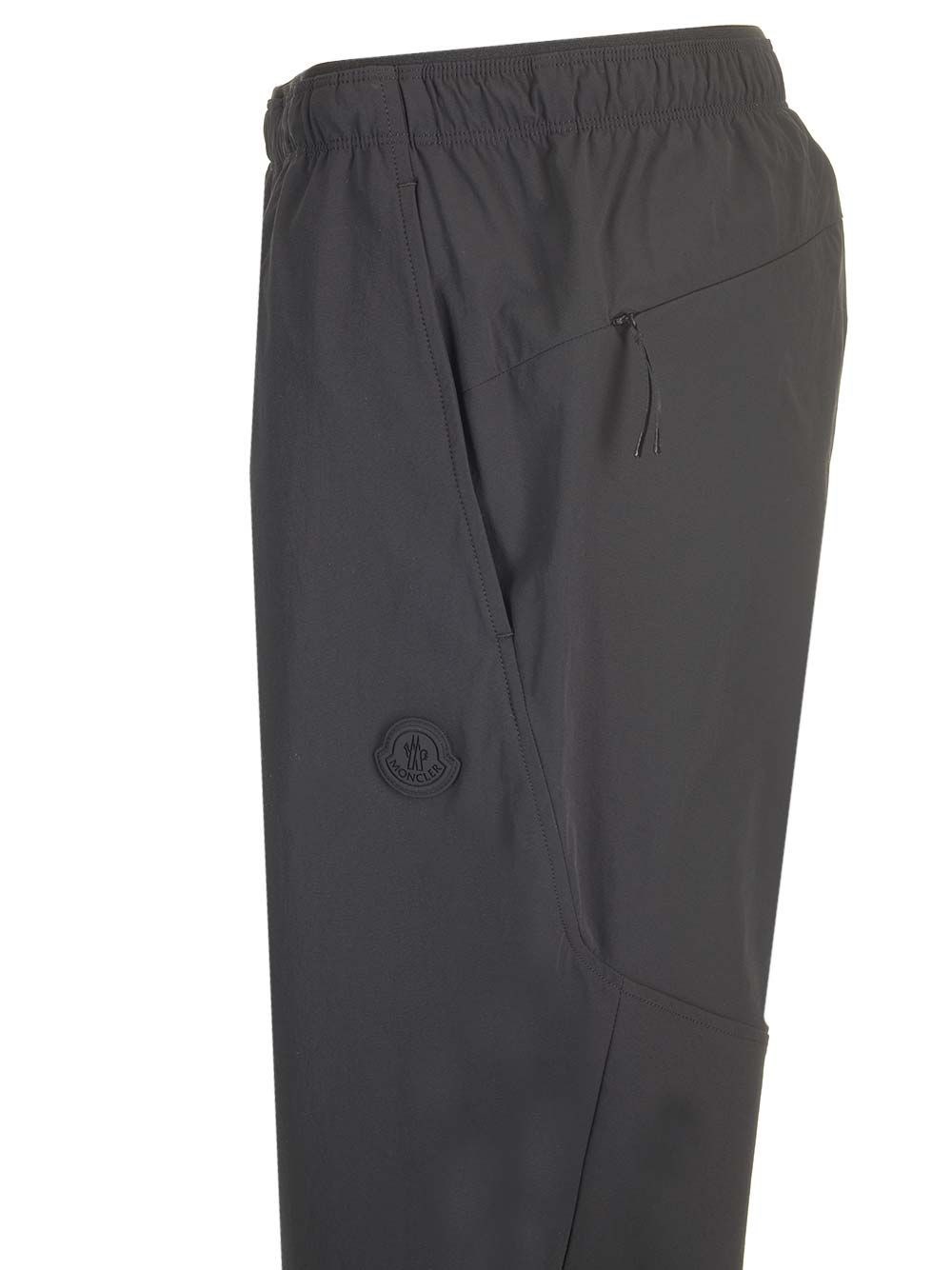Al Duca D'Aosta Moncler Joggers Neri In Nylon Tecnico Stretch