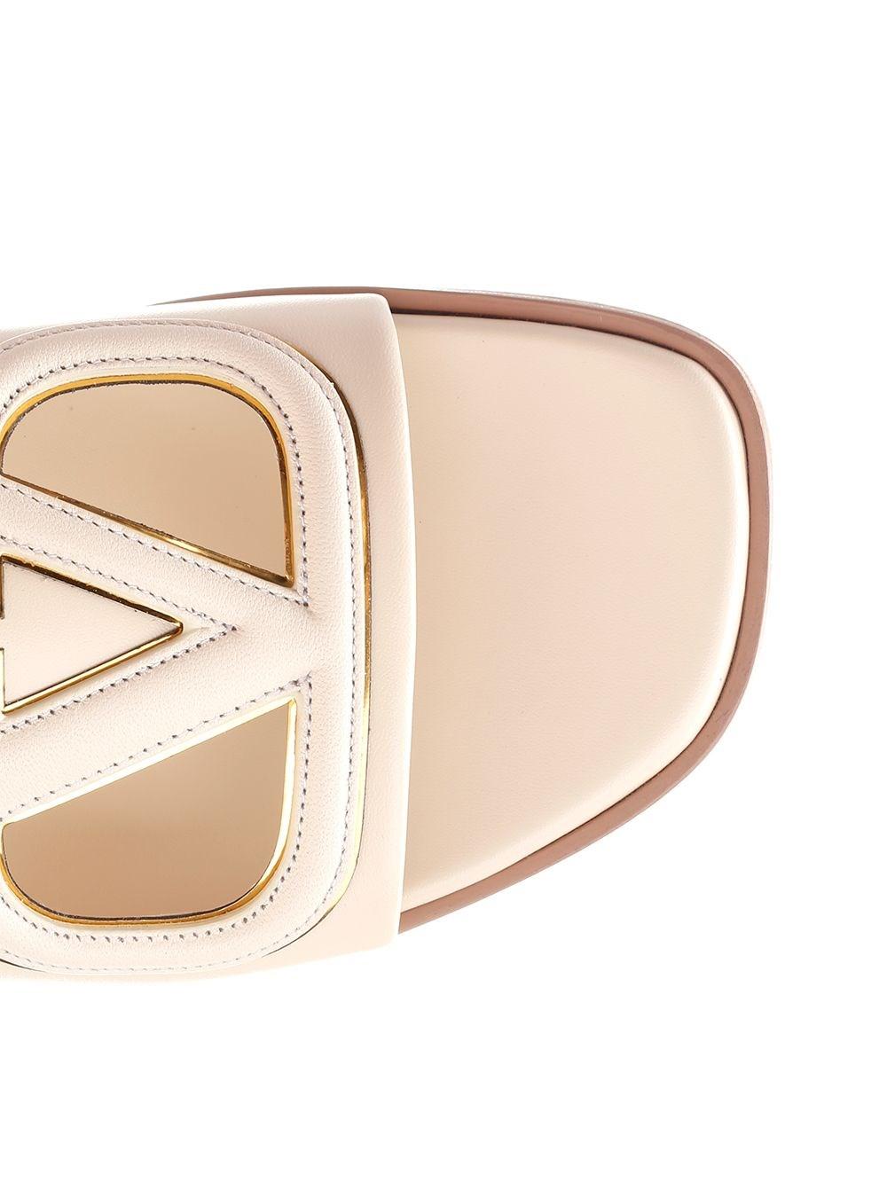 Al Duca D'Aosta Valentino Garavani Sandalo Piatto "V Logo"