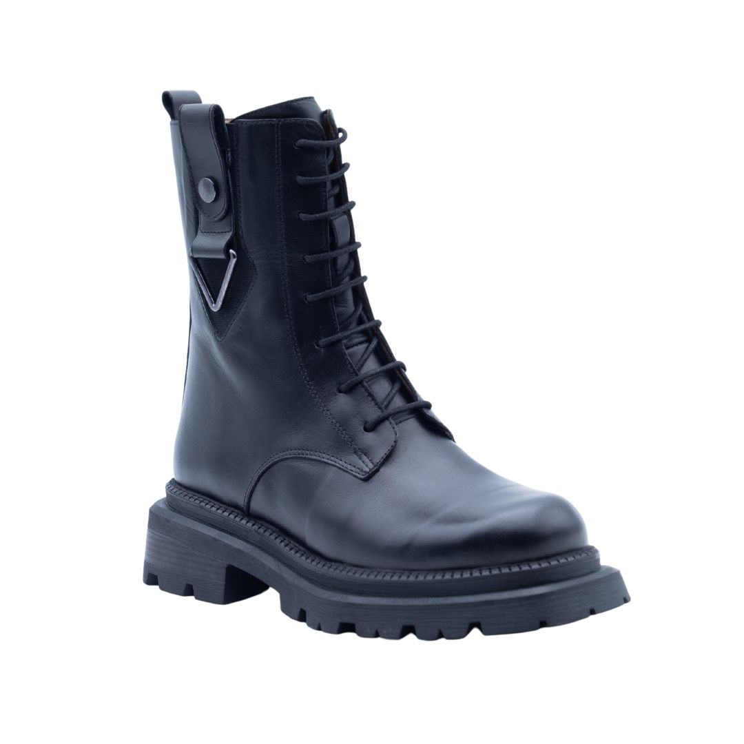 ALBANO Anfibi Neri Con Lacci