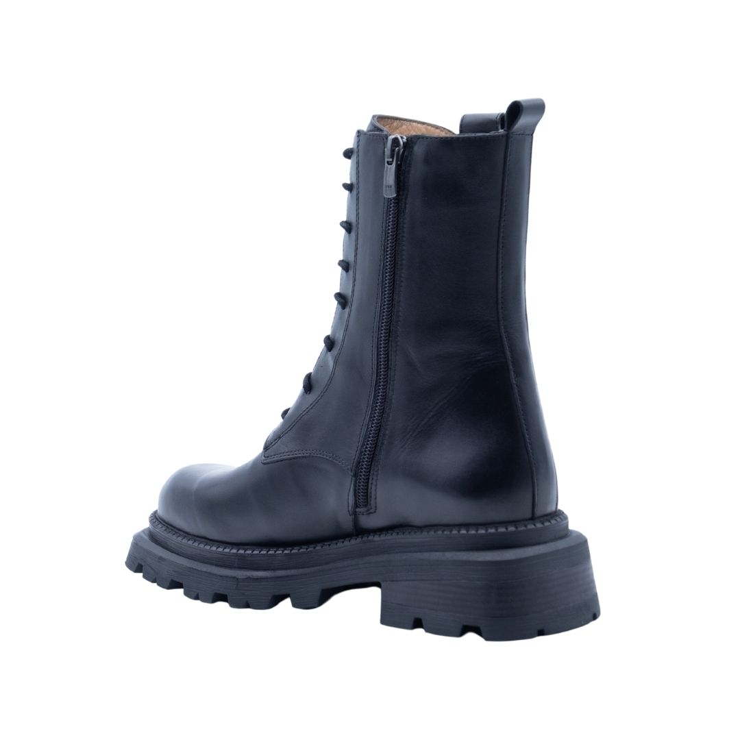 ALBANO Anfibi Neri Con Lacci