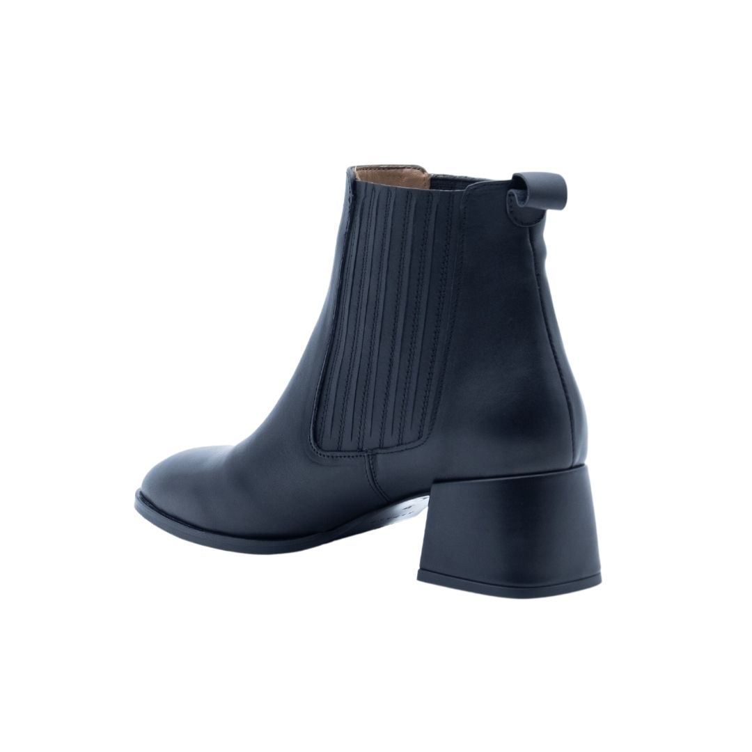 ALBANO Tronchetti In Vitello Nero