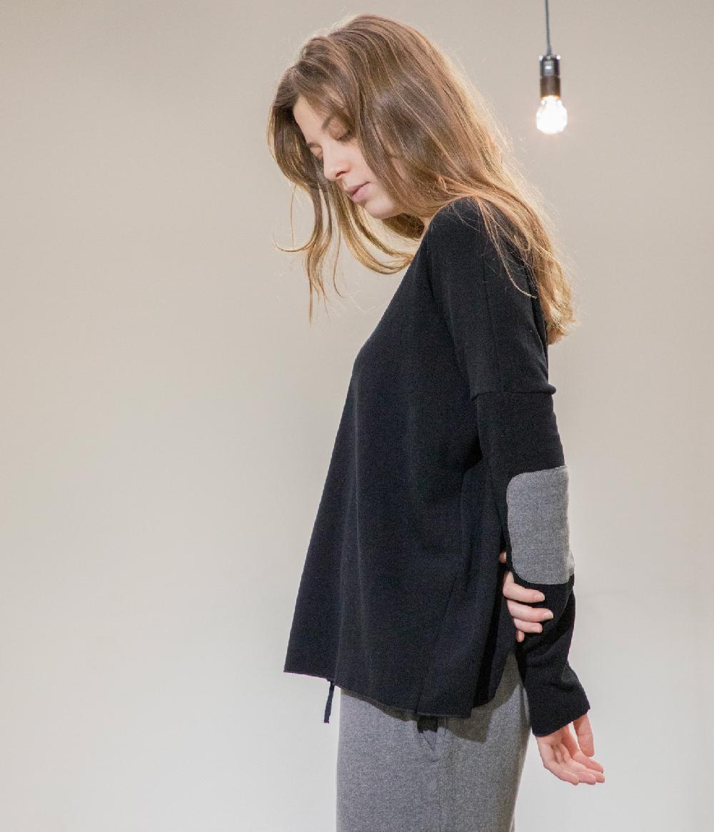 Album Di Famiglia art. 22W40_196 PATCHED V NECK JP