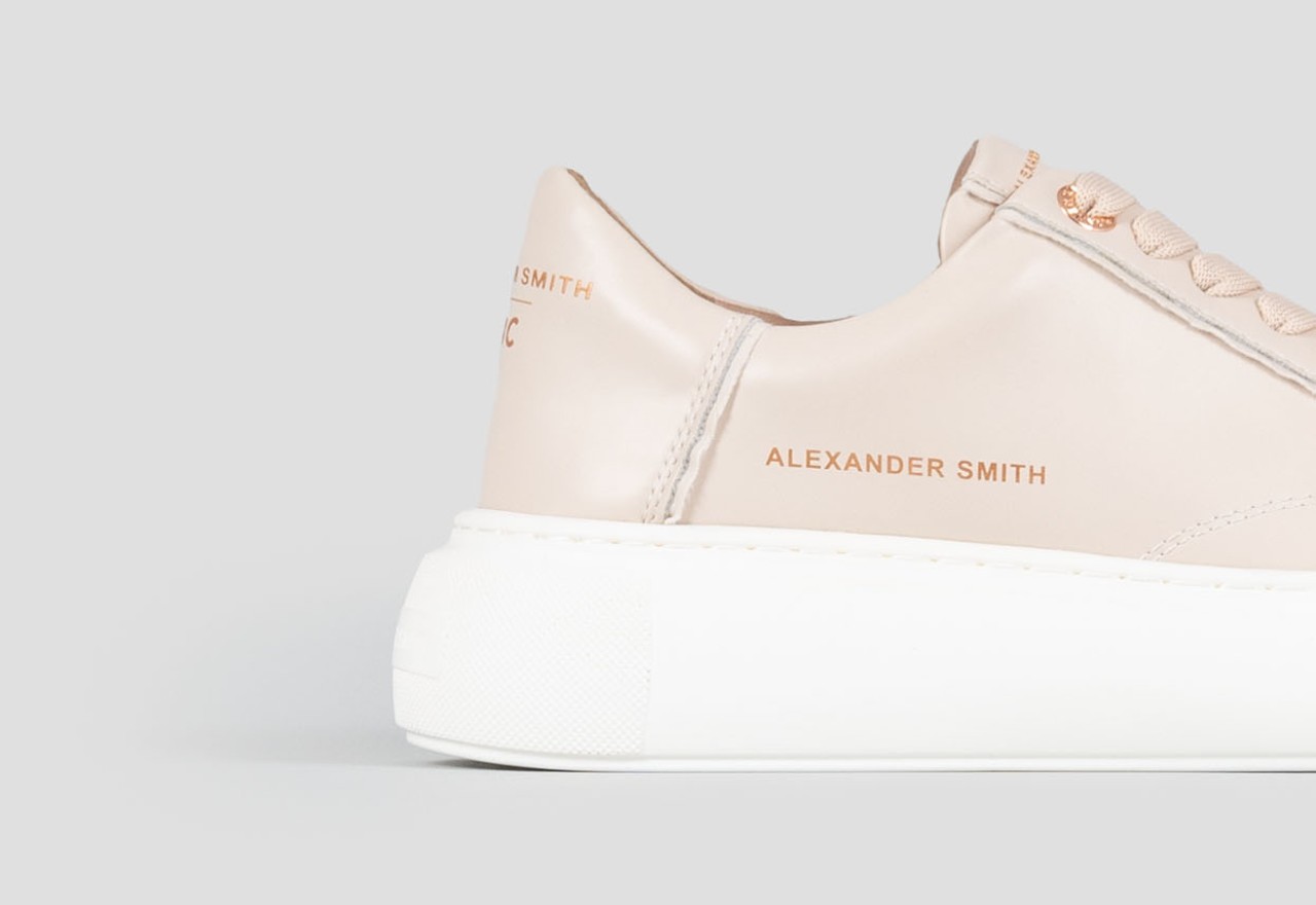 Alexander Smith ECO-GREENWICH WOMAN SAND