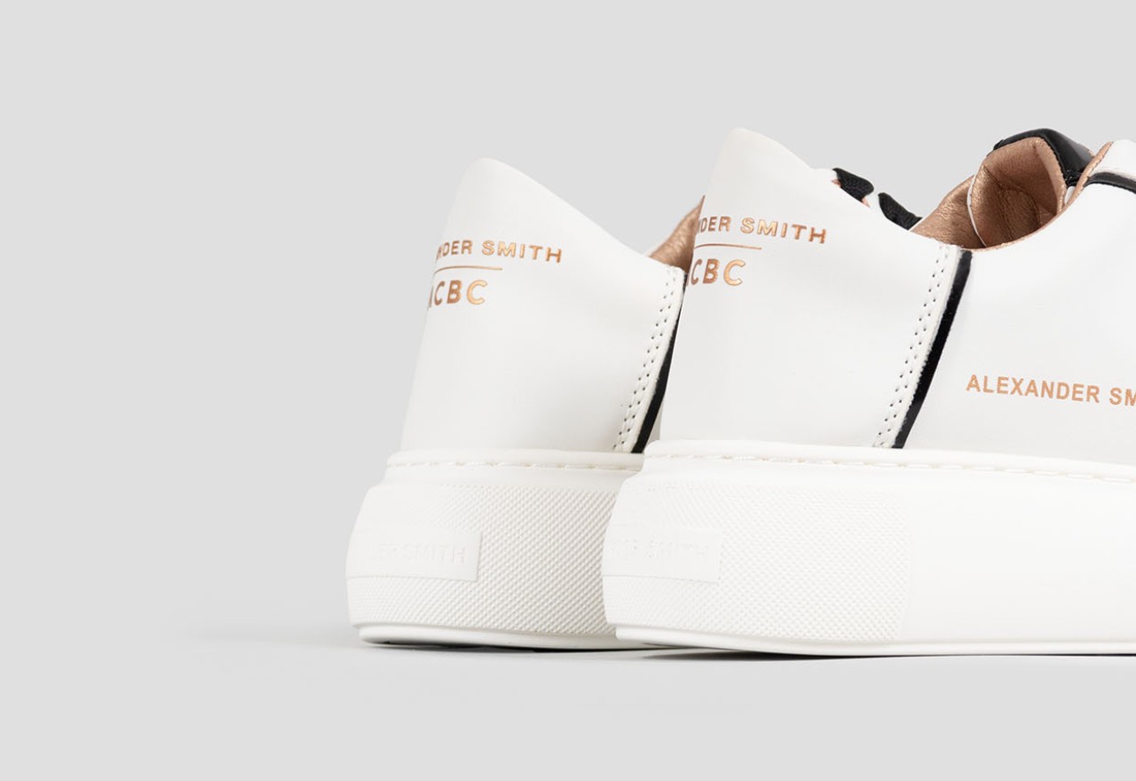 Alexander Smith ECO-GREENWICH WOMAN WHITE BLACK